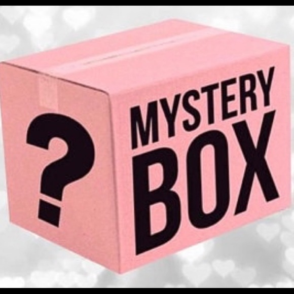 Mystery Beauty Box & Fashion Box
